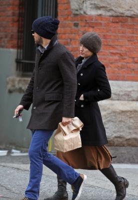blake-lively-ryan-reynolds-spa-visit-05.jpg
