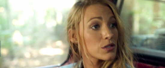theshallows-blakelively-00105.jpg