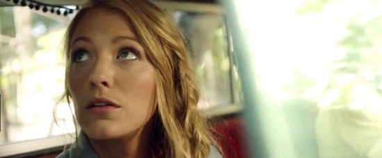 theshallows-blakelively-00131.jpg