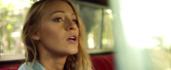 theshallows-blakelively-00201.jpg