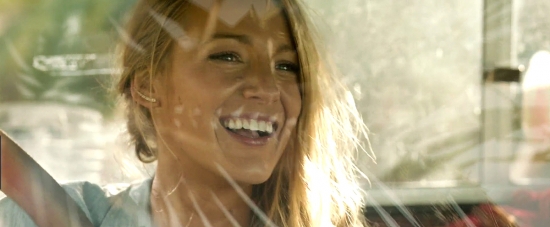 theshallows-blakelively-00254.jpg