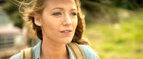 theshallows-blakelively-00295.jpg