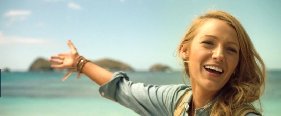 theshallows-blakelively-00307.jpg