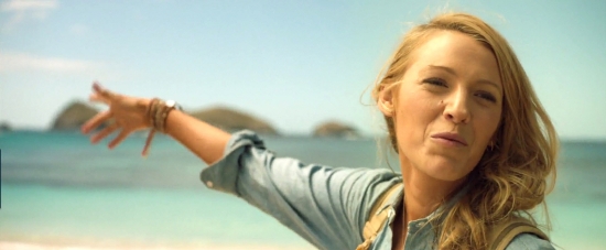 theshallows-blakelively-00308.jpg
