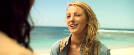 theshallows-blakelively-00386.jpg