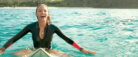 theshallows-blakelively-00629.jpg