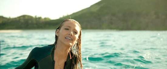 theshallows-blakelively-00684.jpg