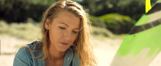 theshallows-blakelively-00876.jpg