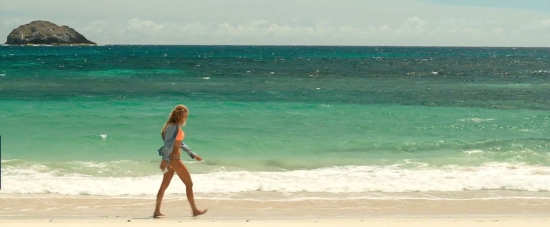 theshallows-blakelively-01022.jpg