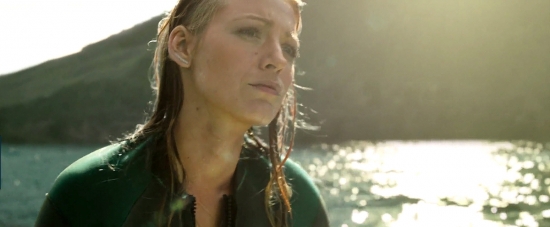 theshallows-blakelively-01132.jpg