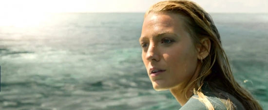 theshallows-blakelively-01147.jpg