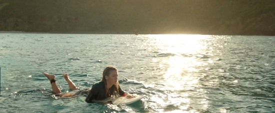 theshallows-blakelively-01197.jpg