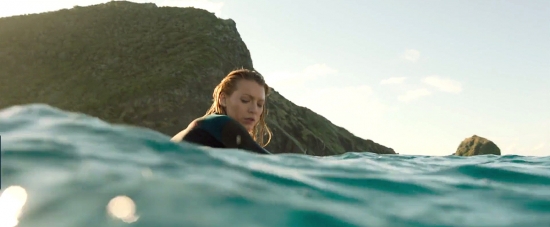theshallows-blakelively-01201.jpg