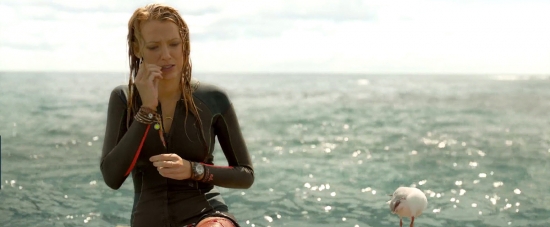 theshallows-blakelively-01746.jpg