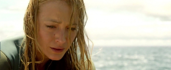theshallows-blakelively-01928.jpg