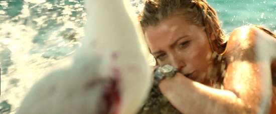 theshallows-blakelively-01988.jpg