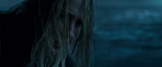 theshallows-blakelively-02246.jpg