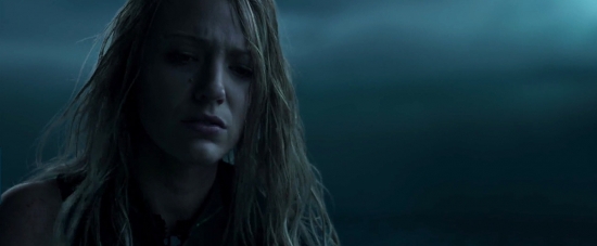 theshallows-blakelively-02263.jpg