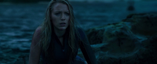 theshallows-blakelively-02354.jpg