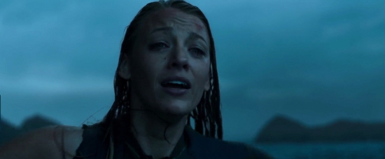 theshallows-blakelively-02527.jpg