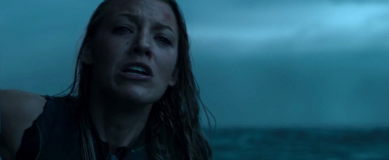 theshallows-blakelively-02685.jpg