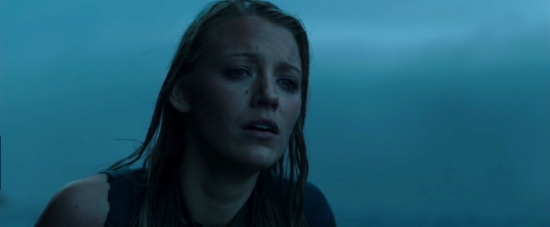 theshallows-blakelively-02724.jpg