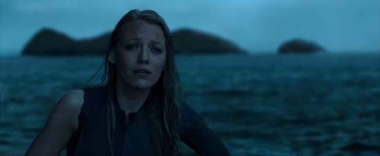 theshallows-blakelively-02738.jpg