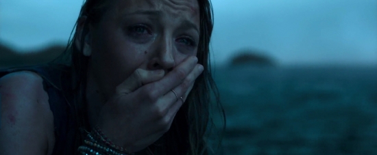 theshallows-blakelively-02751.jpg