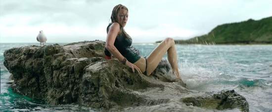 theshallows-blakelively-02959.jpg