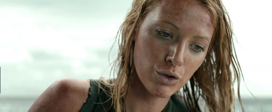 theshallows-blakelively-03171.jpg