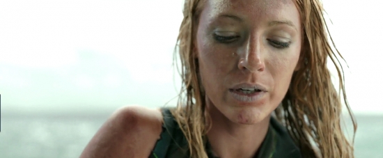 theshallows-blakelively-03175.jpg