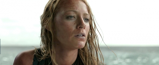 theshallows-blakelively-03193.jpg