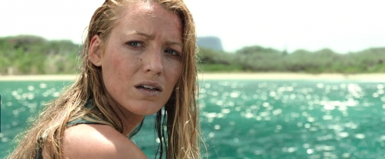 theshallows-blakelively-03462.jpg
