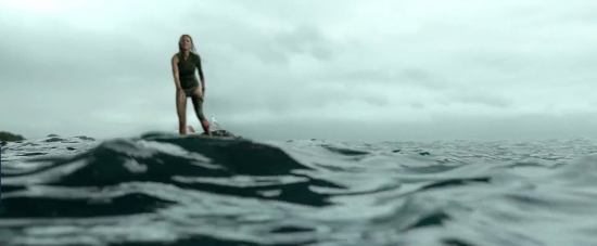 theshallows-blakelively-03730.jpg