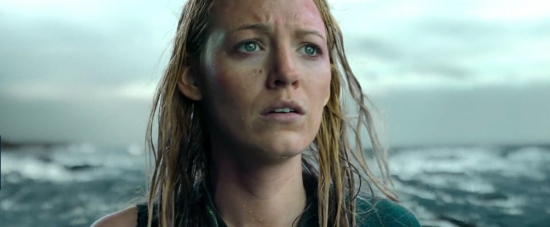 theshallows-blakelively-03734.jpg