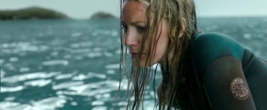 theshallows-blakelively-03754.jpg