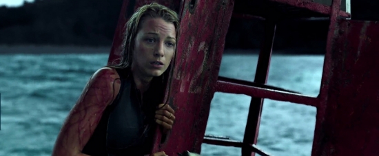 theshallows-blakelively-04120.jpg