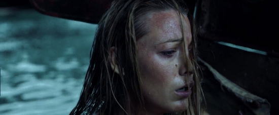 theshallows-blakelively-04218.jpg