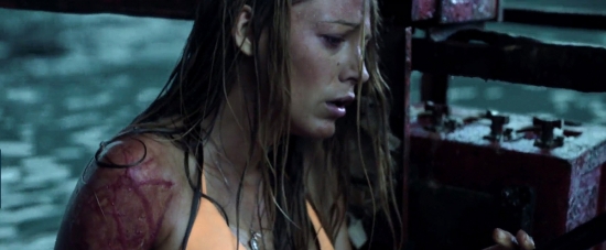 theshallows-blakelively-04224.jpg