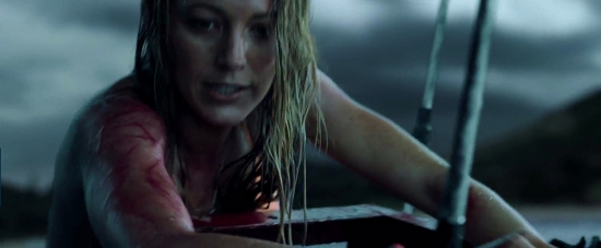 theshallows-blakelively-04385.jpg
