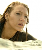 theshallows-blakelively-00523.jpg