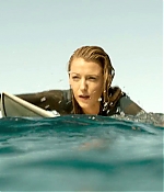 theshallows-blakelively-00556.jpg