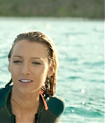 theshallows-blakelively-00597.jpg