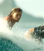 theshallows-blakelively-00774.jpg