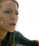 theshallows-blakelively-01237.jpg