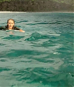 theshallows-blakelively-01245.jpg