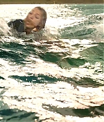 theshallows-blakelively-01418.jpg
