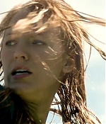 theshallows-blakelively-01699.jpg