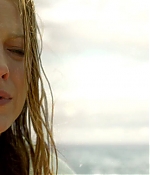 theshallows-blakelively-01916.jpg
