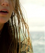 theshallows-blakelively-01927.jpg